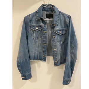Cropped denim jacket